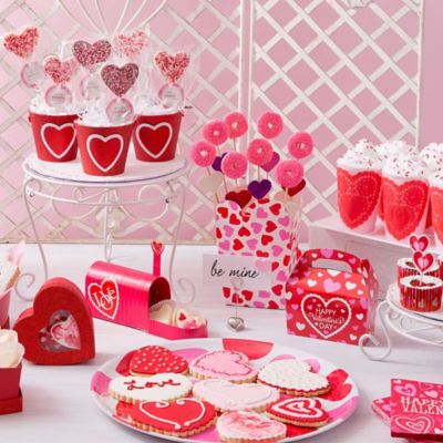 Valentines Day Dainty Treat Display Idea - Valentines Day Vintage Treat ...