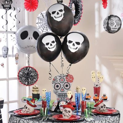 Sugar Skull Balloon Porch Idea - Halloween Balloon Ideas - Halloween ...