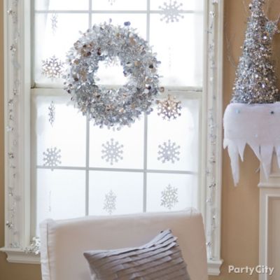 Winter Snowflakes Window Idea - Party City